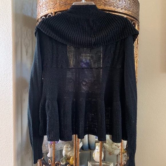 Mudd Ladies Black Sweater - Picture 3 of 4